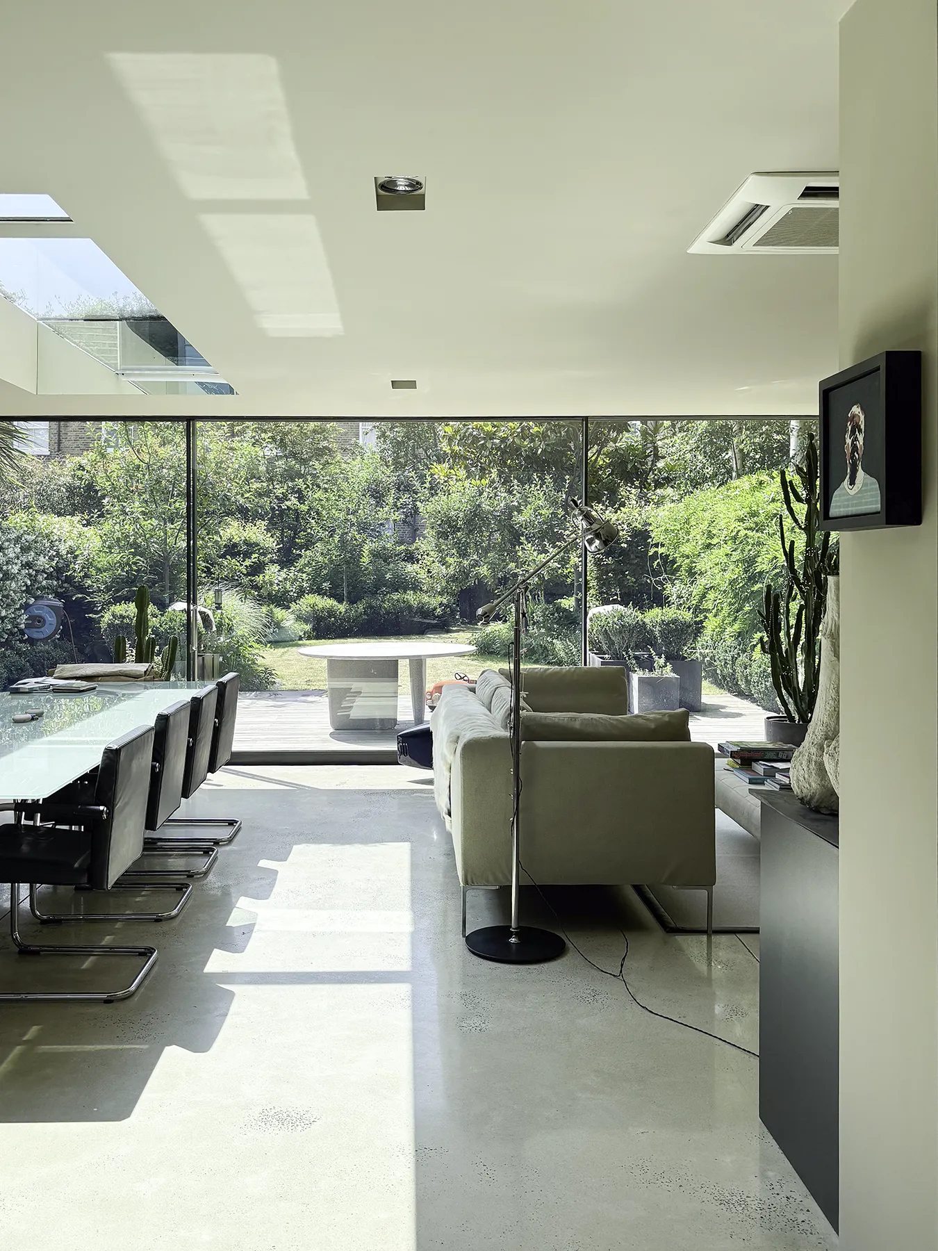 Interior and landscape design services